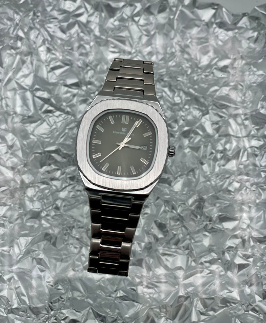 Universal Point Watch