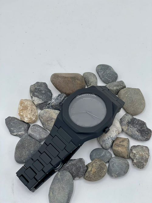 Black Aura Watch